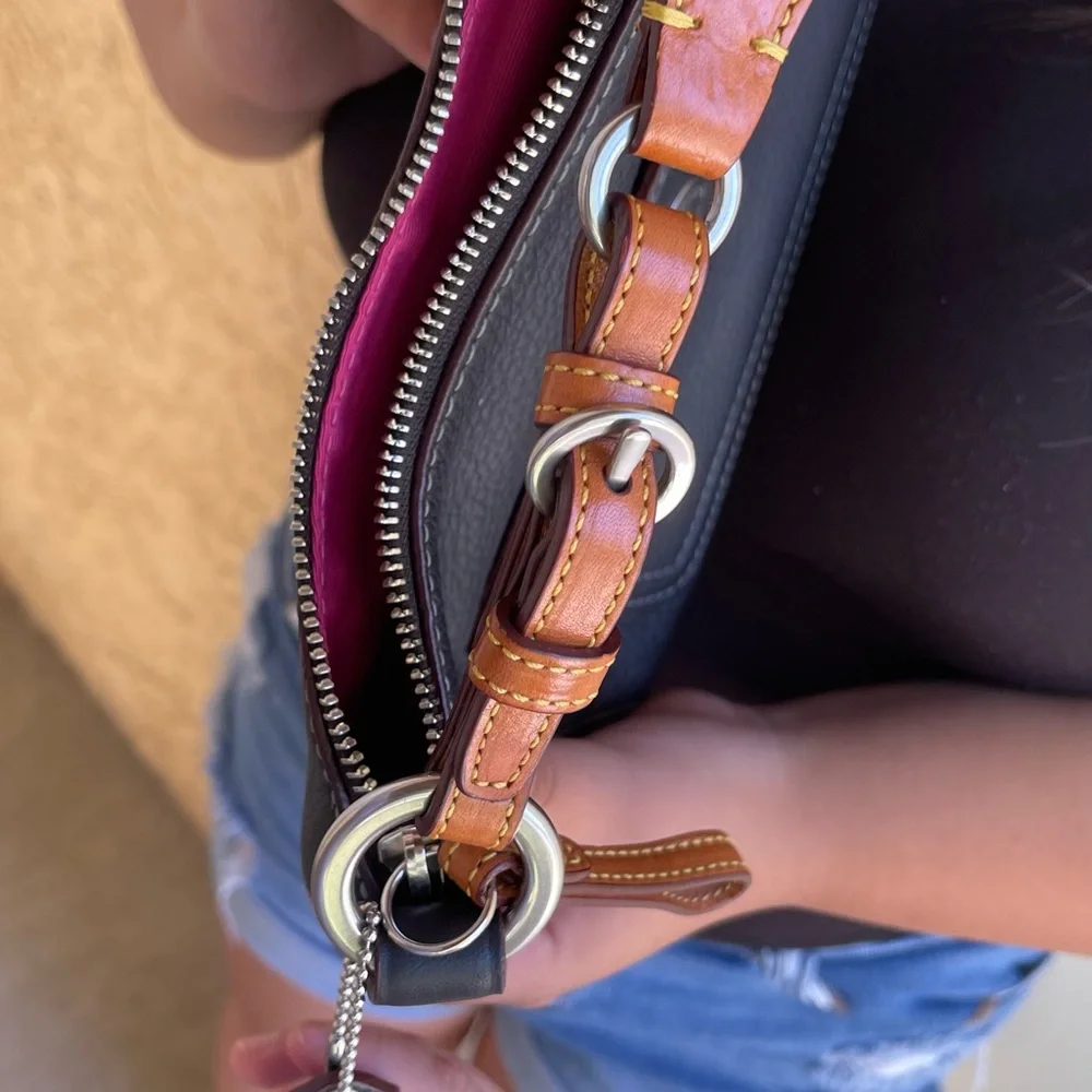 Coach Black and Brown Shoulder Bag with Chain Straps - Picture 3 of 12